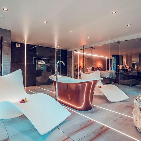 Aphrodites Group - Luxury Hot Tub Suites In Central Lake District! Bowness-on-Windermere Esterno foto