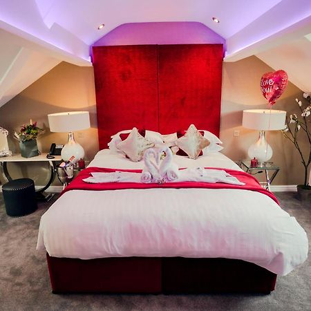 Aphrodites Group - Luxury Hot Tub Suites In Central Lake District! Bowness-on-Windermere Esterno foto