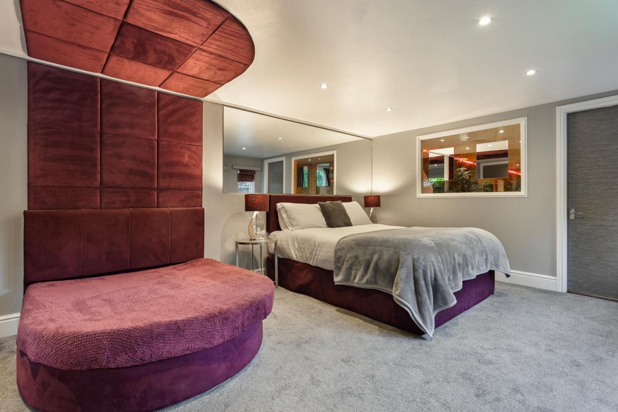 Aphrodites Group - Luxury Hot Tub Suites In Central Lake District! Bowness-on-Windermere Esterno foto