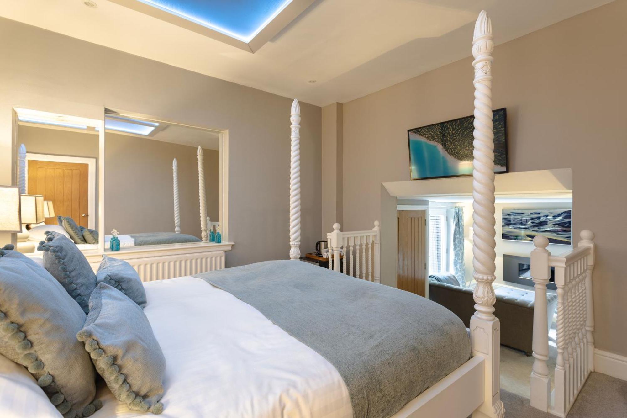 Aphrodites Group - Luxury Hot Tub Suites In Central Lake District! Bowness-on-Windermere Esterno foto